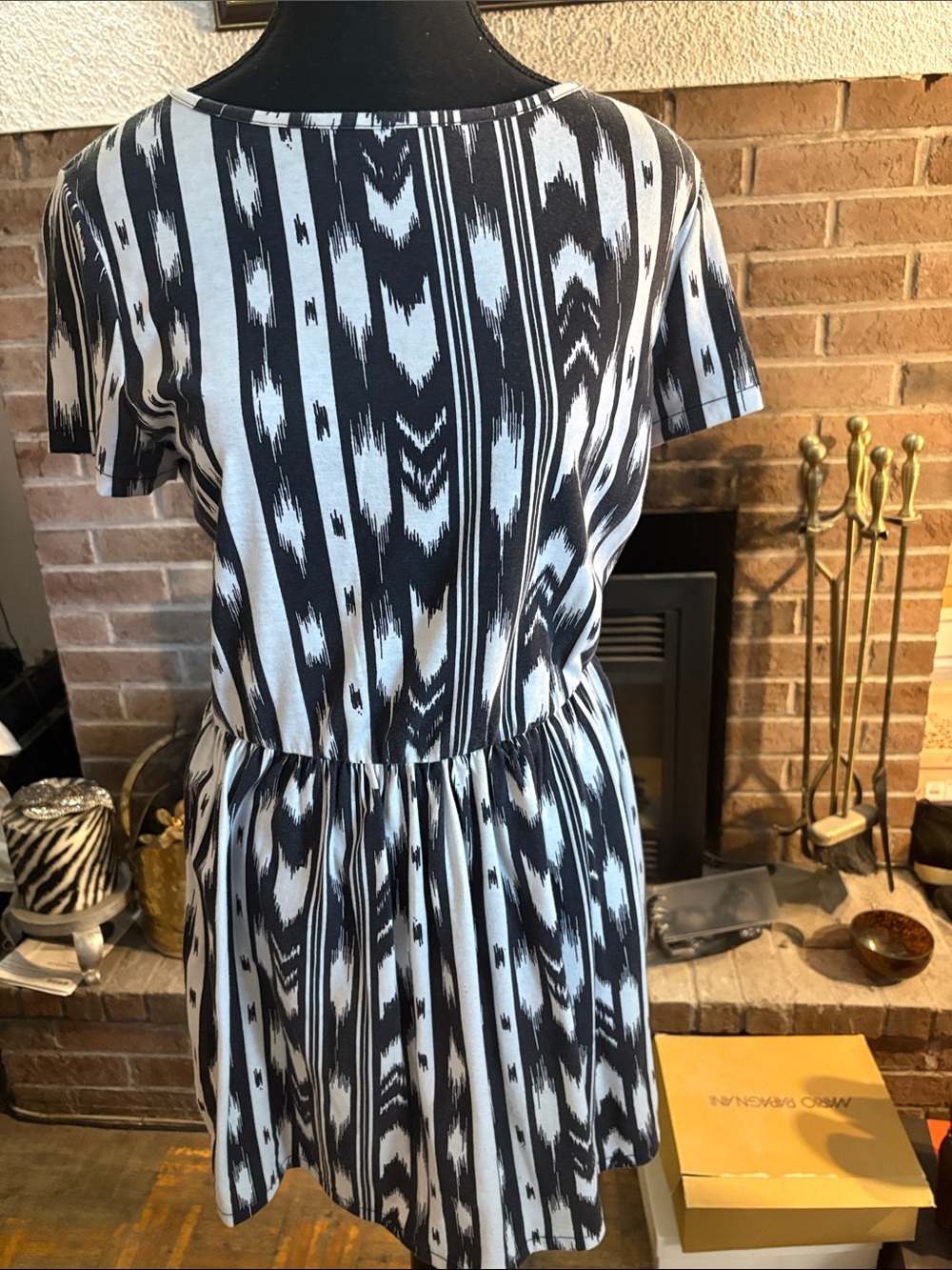 Topshop Black and White Short Sleeve Mini Dress